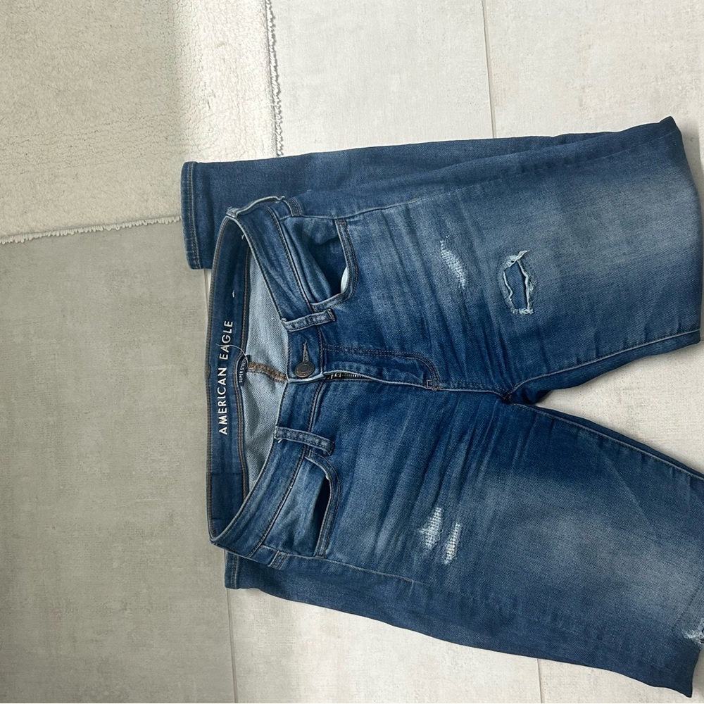 American Eagle Distressed Blue Jeans 2-short